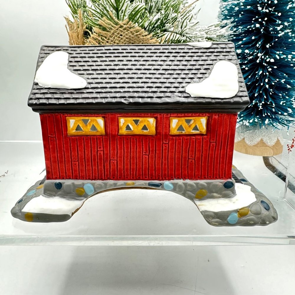 Dickens Keepsake Covered Bridge Porcelain Christmas Holiday Village Decor